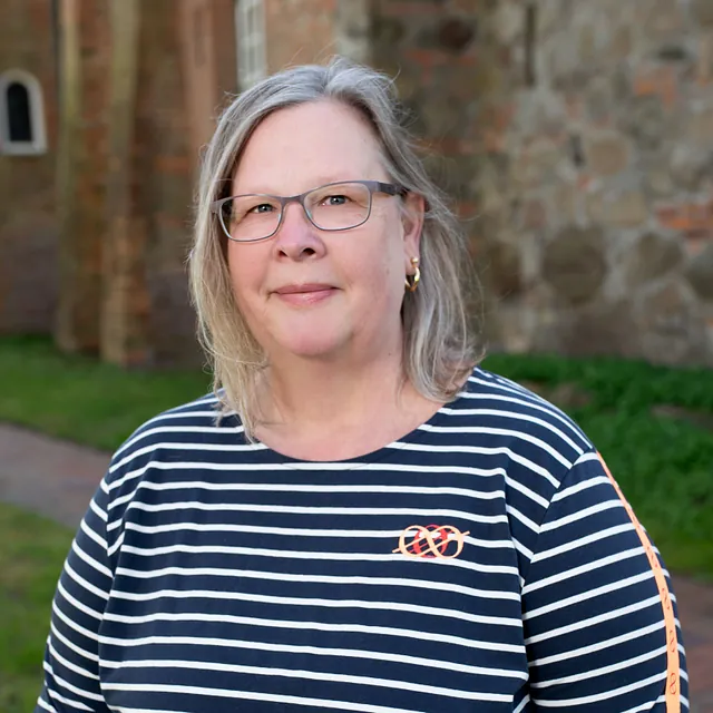Susanne Käding, Friedhofsverwaltung