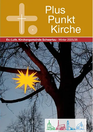 Titelblatt PlusPunktKirche Winter 2025/26: Ein Herrnhuter Stern hängt in einem dunklen Baum