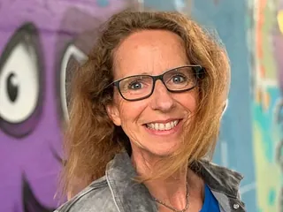 Verwaltungsangestellte Christiane Jung